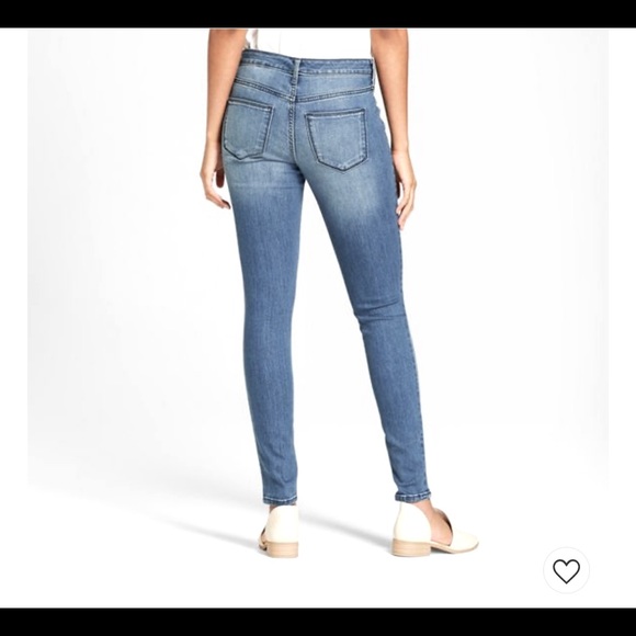 NWOT Universal Thread Mid Rise Jegging - Picture 2 of 6